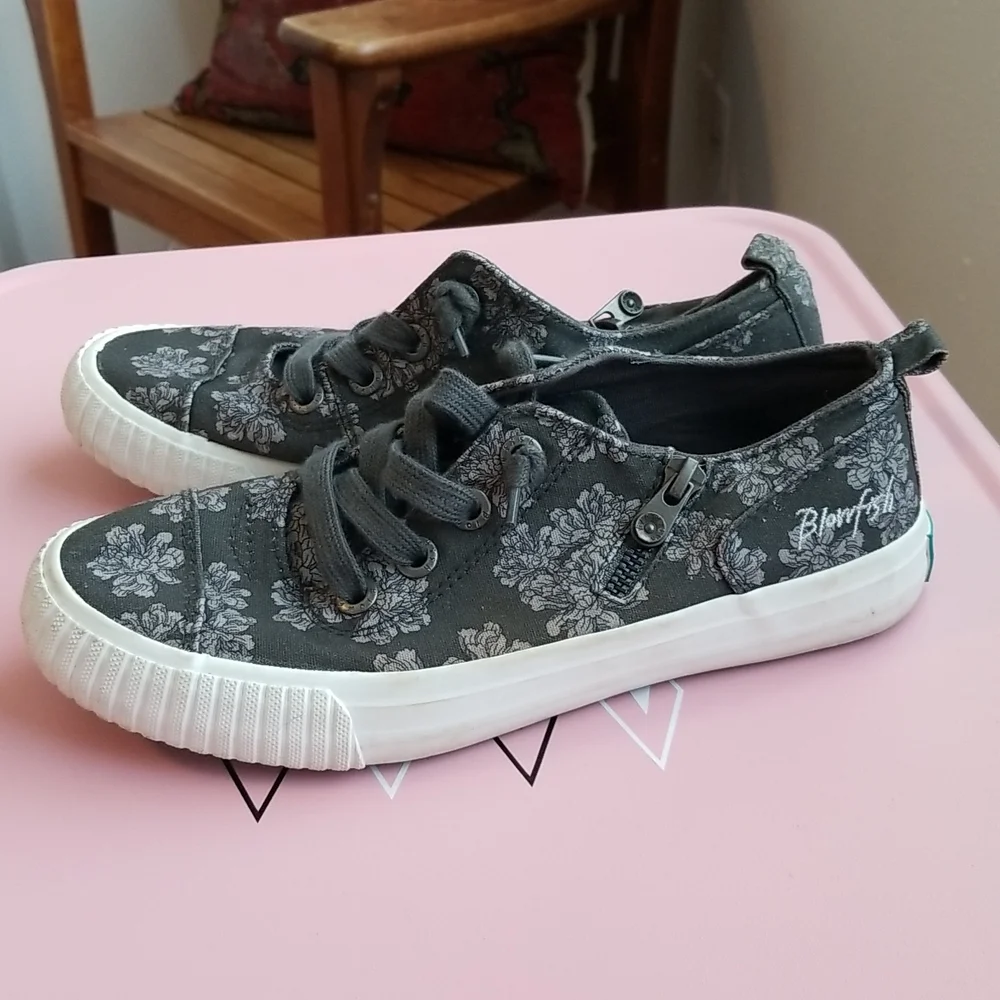 BLOWFISH Mod Floral Slip On Sneaker 6.5 Grey - Picture 6 of 9